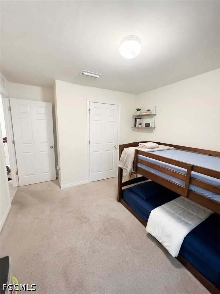 3 Bed SingleFamilyResidence for Sale in Cape Coral, photo 5