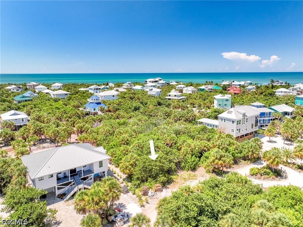 Residential for Sale in Upper Captiva, photo 5