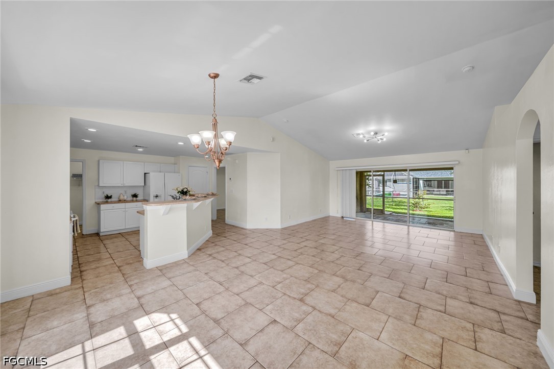 3 Bed SingleFamilyResidence for Sale in Cape Coral, photo 5
