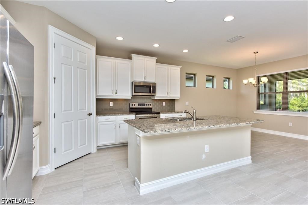 4 Bed SingleFamilyResidence for Sale in Naples, photo 5