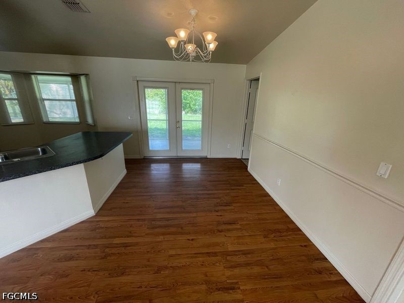3 Bed SingleFamilyResidence for Sale in Lehigh Acres, photo 5