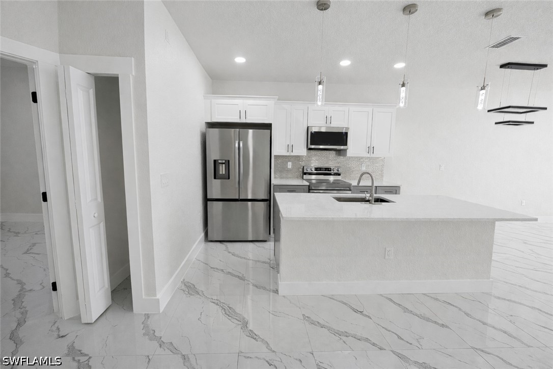 6 Bed Duplex for Sale in Lehigh Acres, photo 5