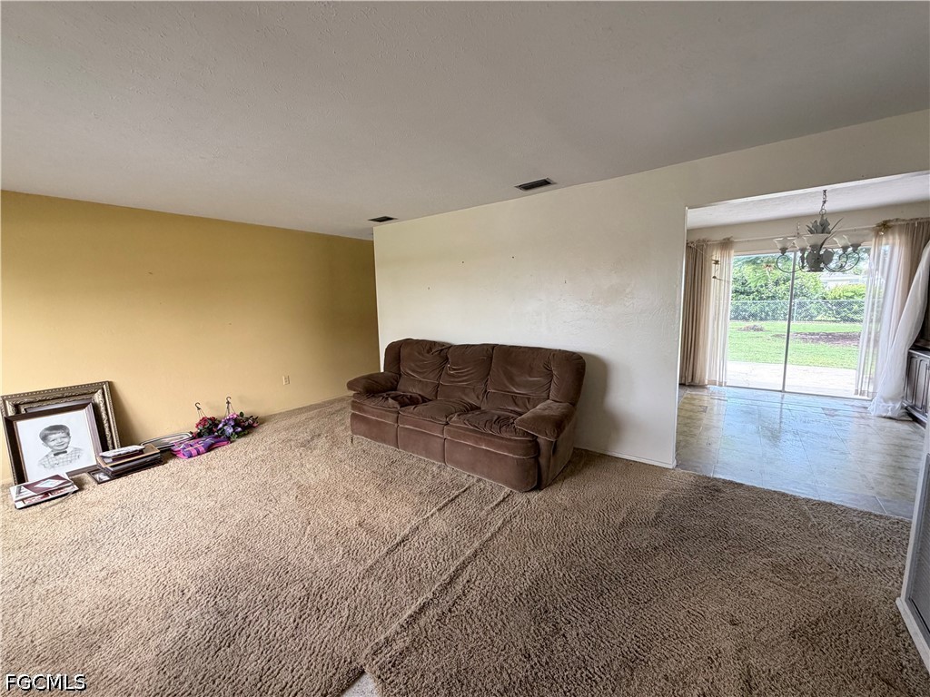 4 Bed SingleFamilyResidence for Sale in Fort Myers, photo 5