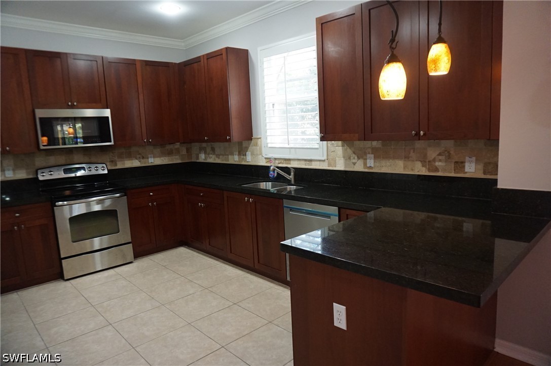 4 Bed Pool Home for Sale in Copper Oaks, photo 5