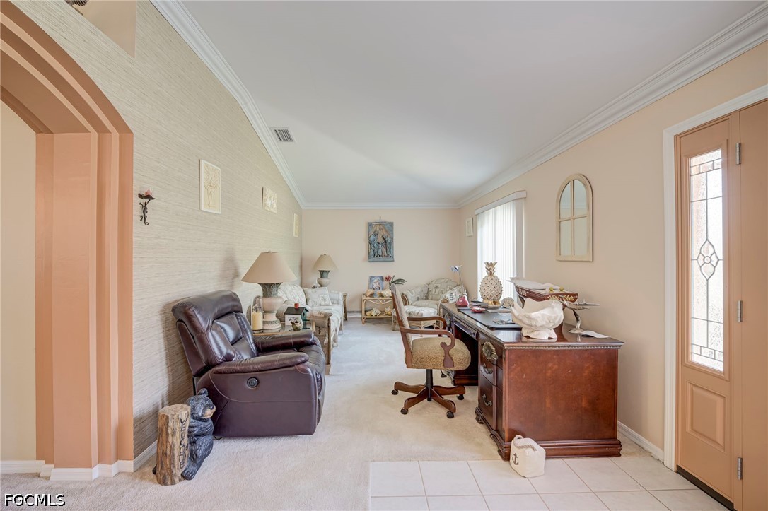 3 Bed SingleFamilyResidence for Sale in Lehigh Acres, photo 5