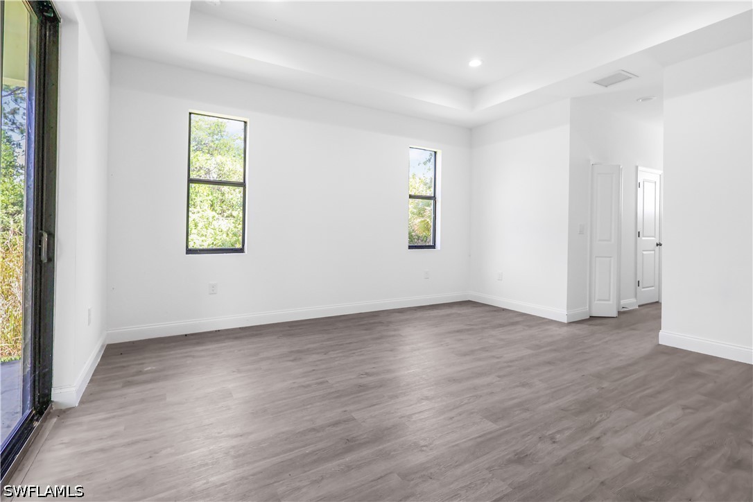 3 Bed SingleFamilyResidence for Sale in Lehigh Acres, photo 5