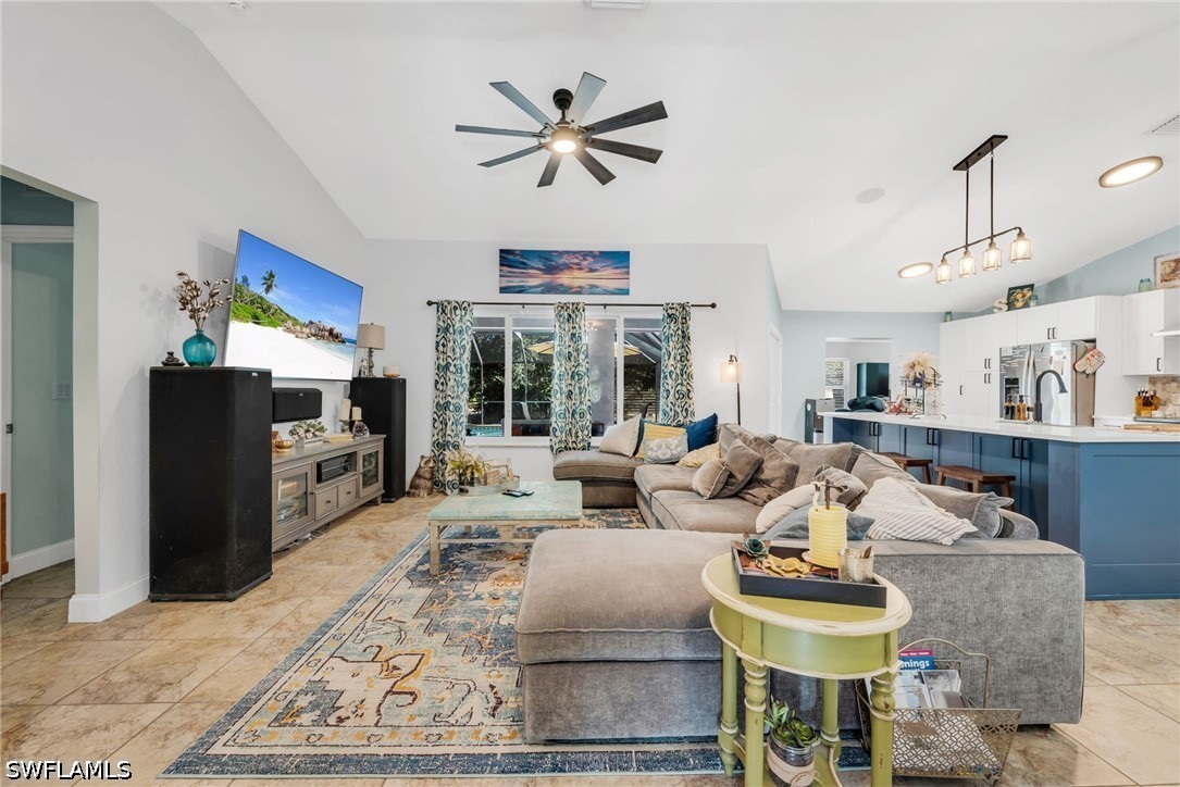 3 Bed Pool Home for Sale in Naples, photo 5