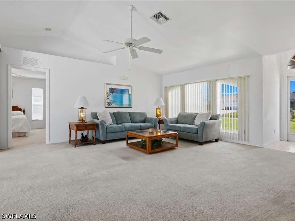 3 Bed SingleFamilyResidence for Sale in Cape Coral, photo 5