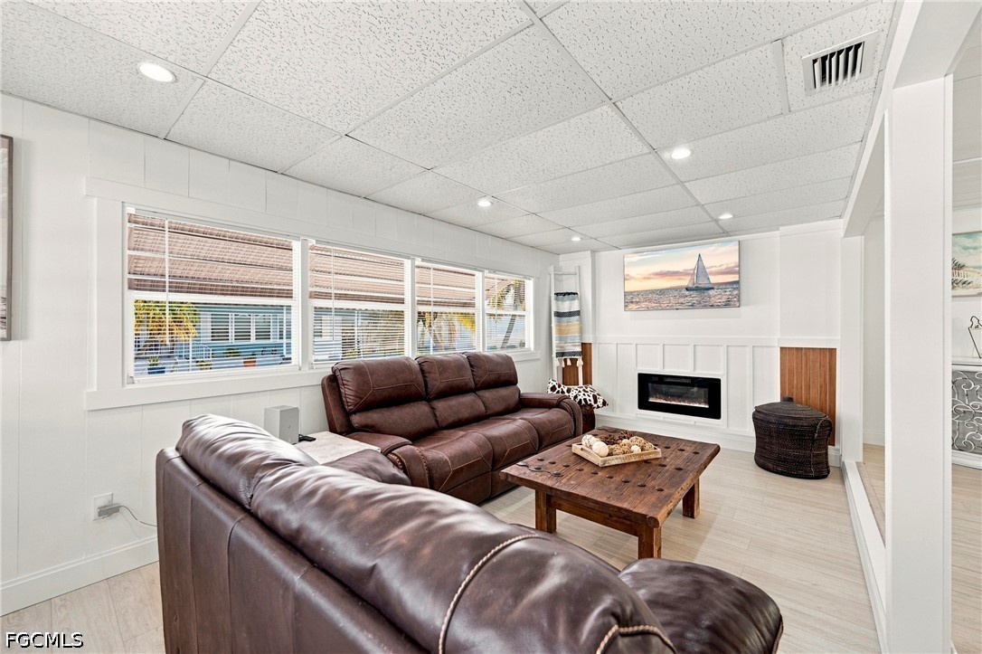 2 Bed ManufacturedHome for Sale in North Fort Myers, photo 5
