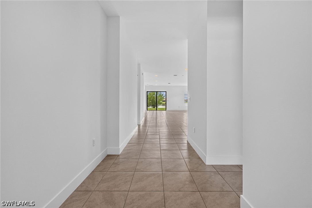 4 Bed Waterfront Home for Sale in Maple Ridge, photo 5