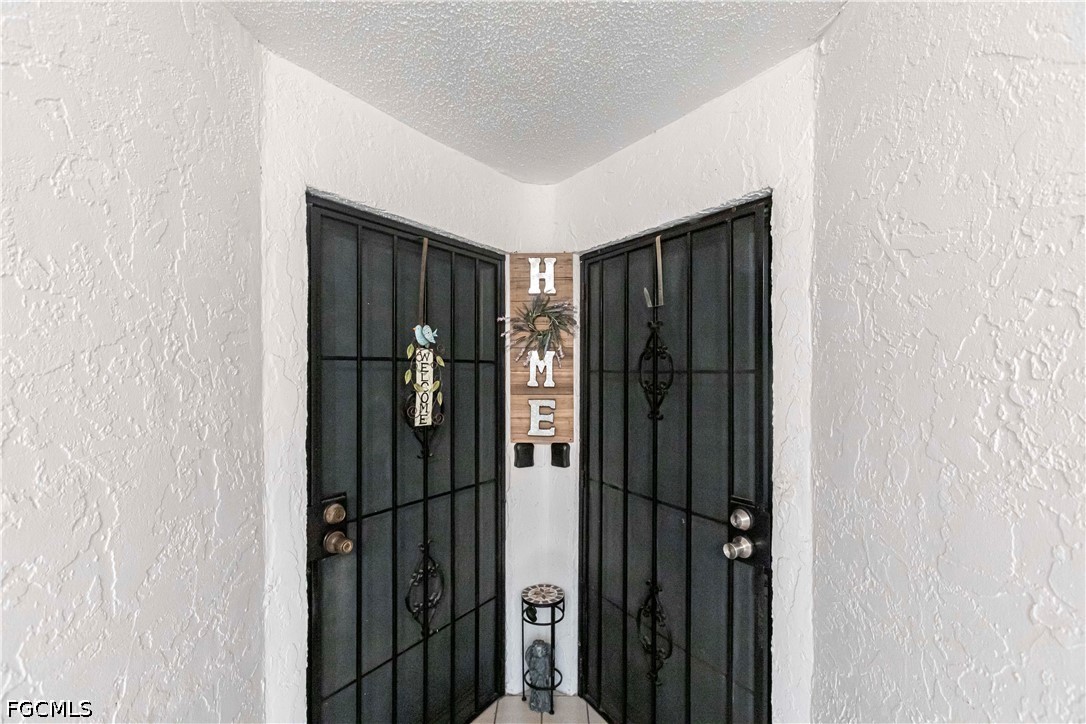 2 Bed Condominium for Sale in Hawaiian So, photo 5