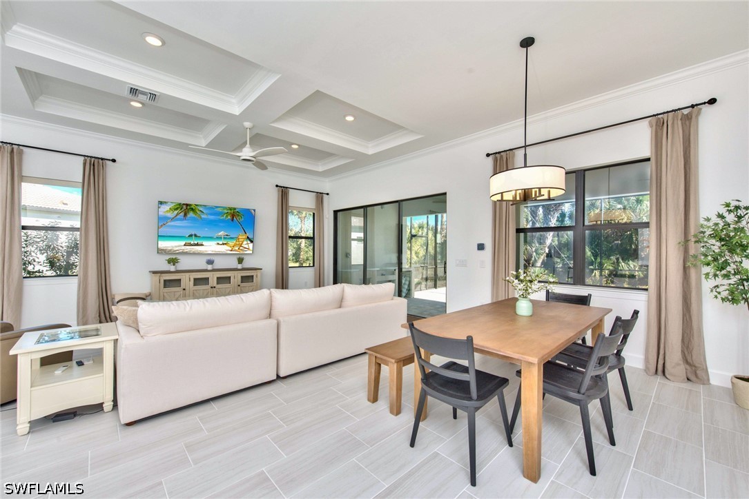 3 Bed Pool Home for Sale in Naples, photo 5