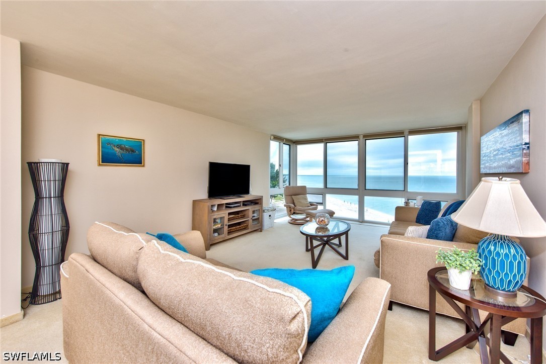 2 Bed Waterfront Home for Sale in Naples, photo 5