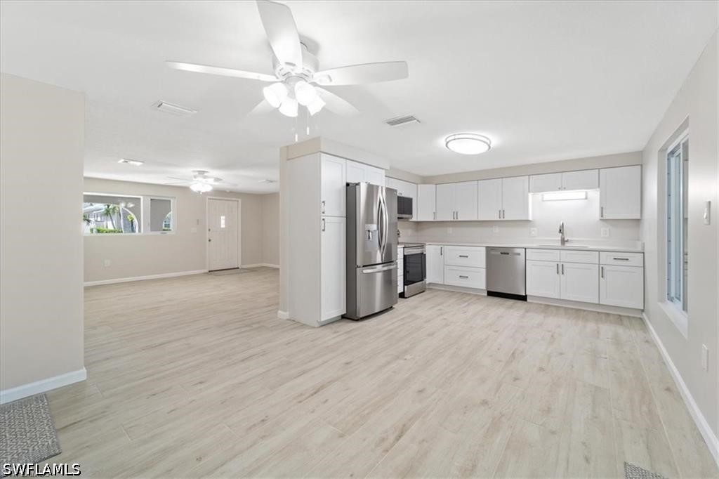 2 Bed Pool Home for Sale in Island Park, photo 5