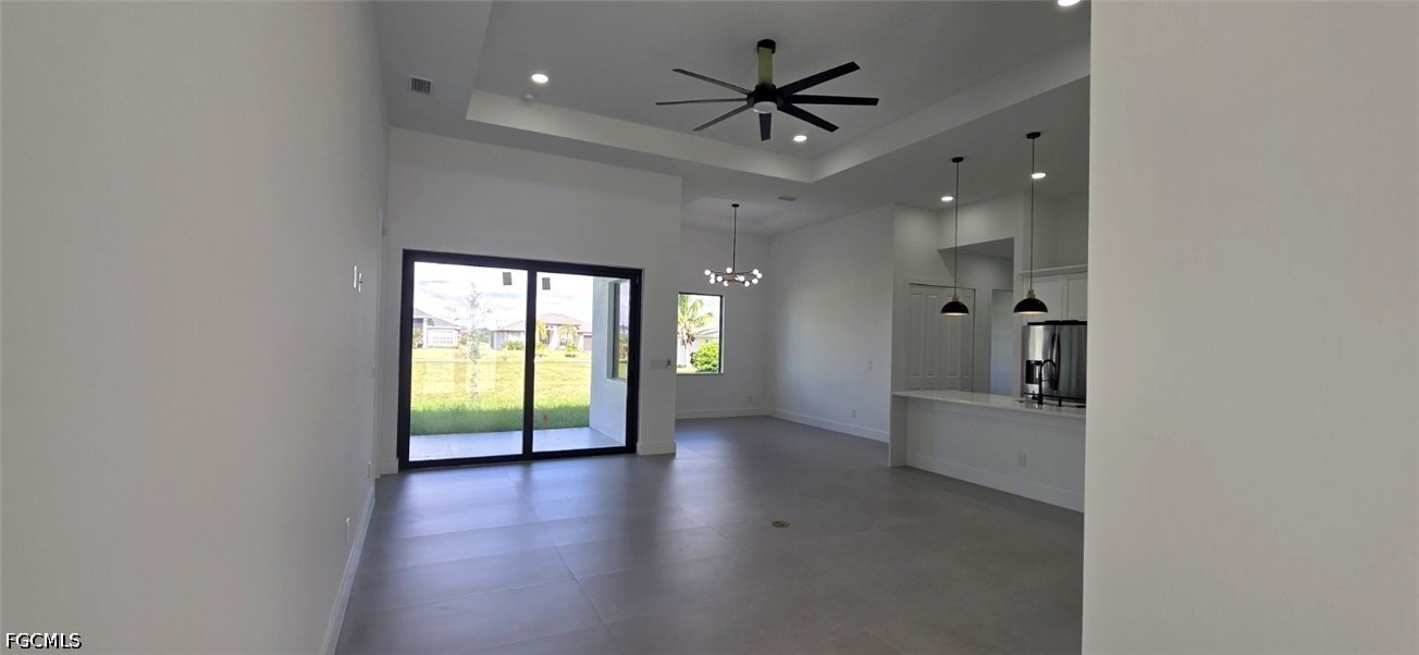4 Bed SingleFamilyResidence for Sale in Cape Coral, photo 5