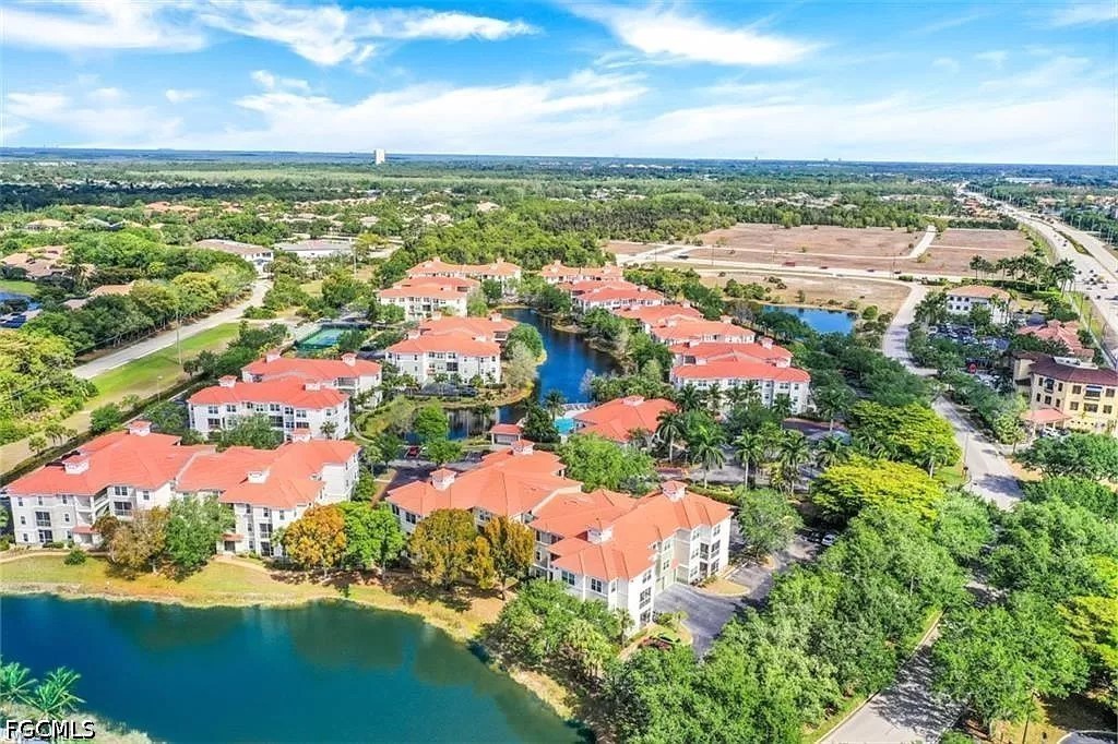 2 Bed Condominium for Sale in Estero, photo 5