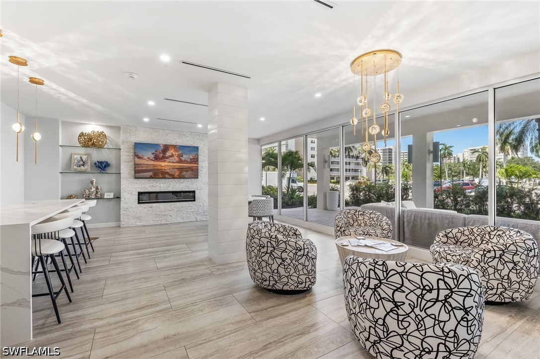 Condominium for Sale in Vanderbilt Towers, photo 5