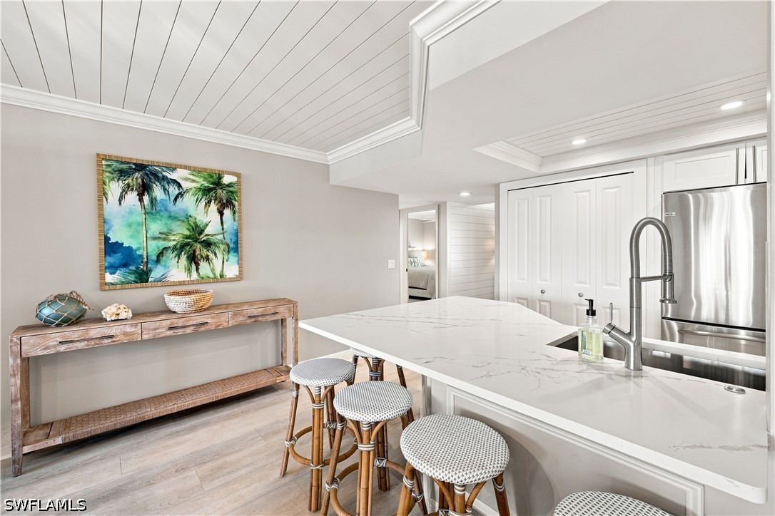 3 Bed Condominium for Sale in Chateau Condo, photo 5