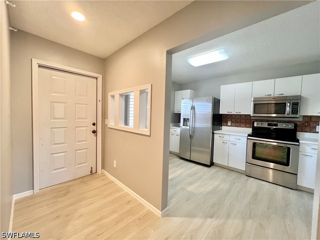 2 Bed Condominium for Sale in Naples, photo 5