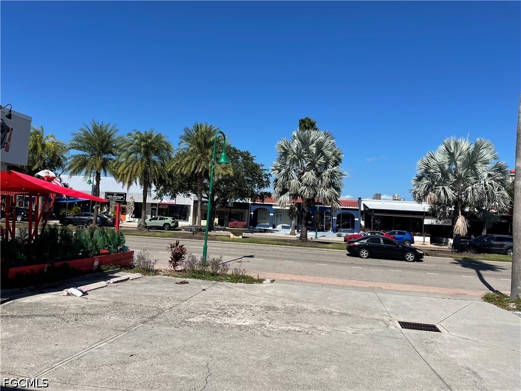 Office for Sale in Cape Coral, photo 5