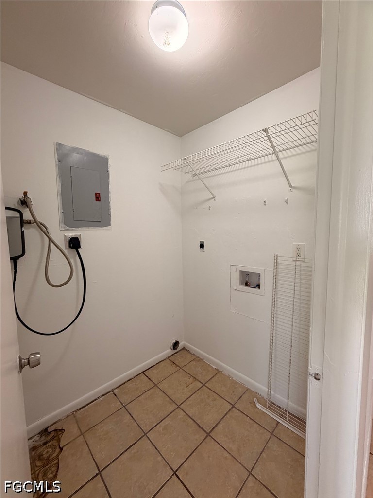 2 Bed Duplex for Sale in Lehigh Acres, photo 5