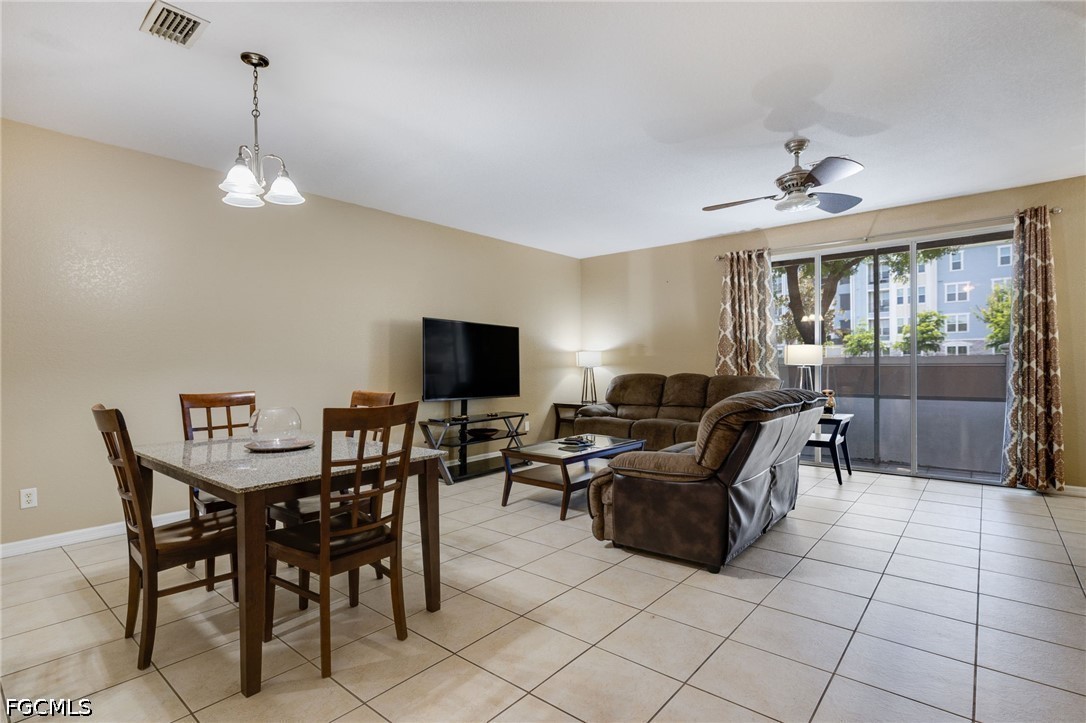 3 Bed SingleFamilyResidence for Sale in Fort Myers, photo 5