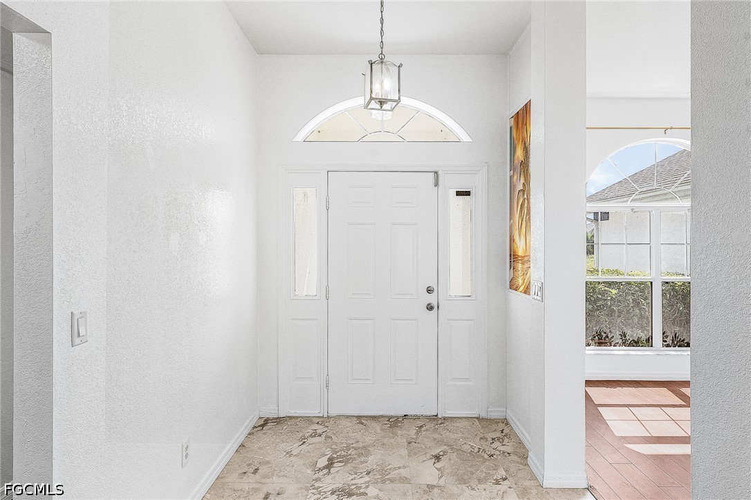 4 Bed SingleFamilyResidence for Sale in Cape Coral, photo 5