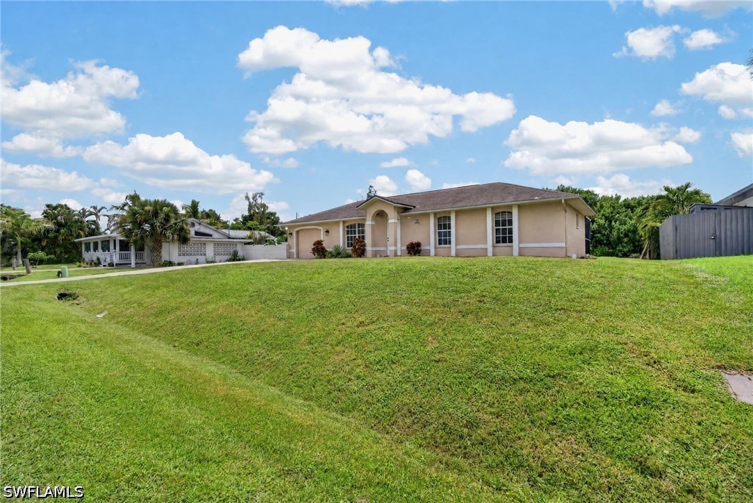 3 Bed SingleFamilyResidence for Sale in San Carlos Park, photo 5