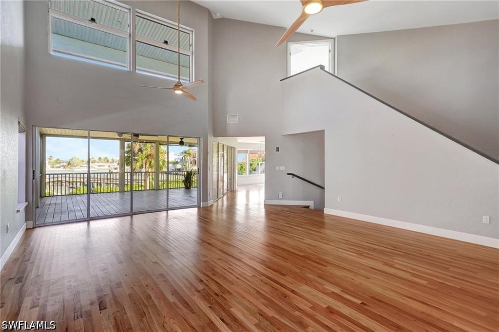 3 Bed Waterfront Home for Sale in Naples, photo 5