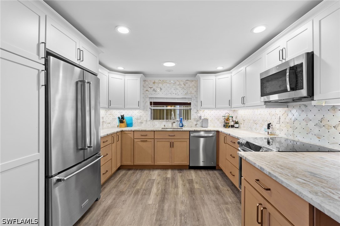 2 Bed ManufacturedHome for Sale in Naples, photo 5