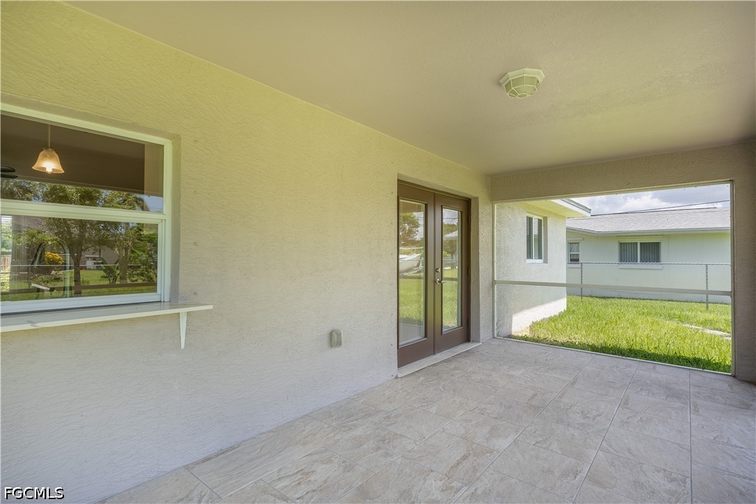3 Bed SingleFamilyResidence for Sale in Cape Coral, photo 5