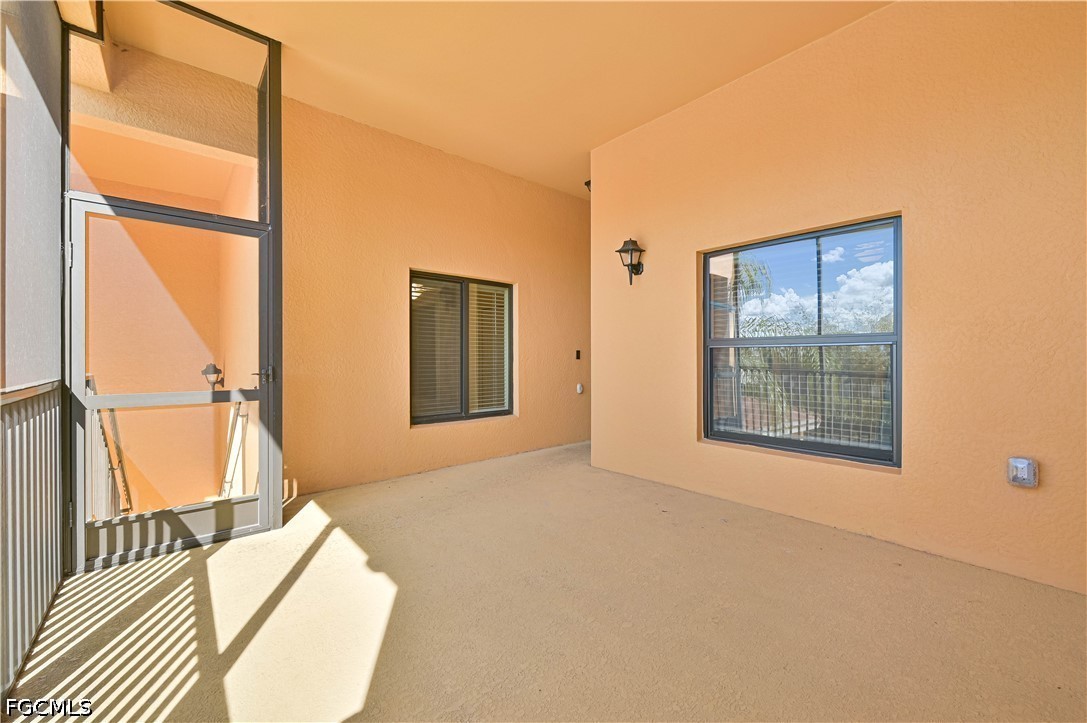 2 Bed Condominium for Sale in Palmetto Cove, photo 5