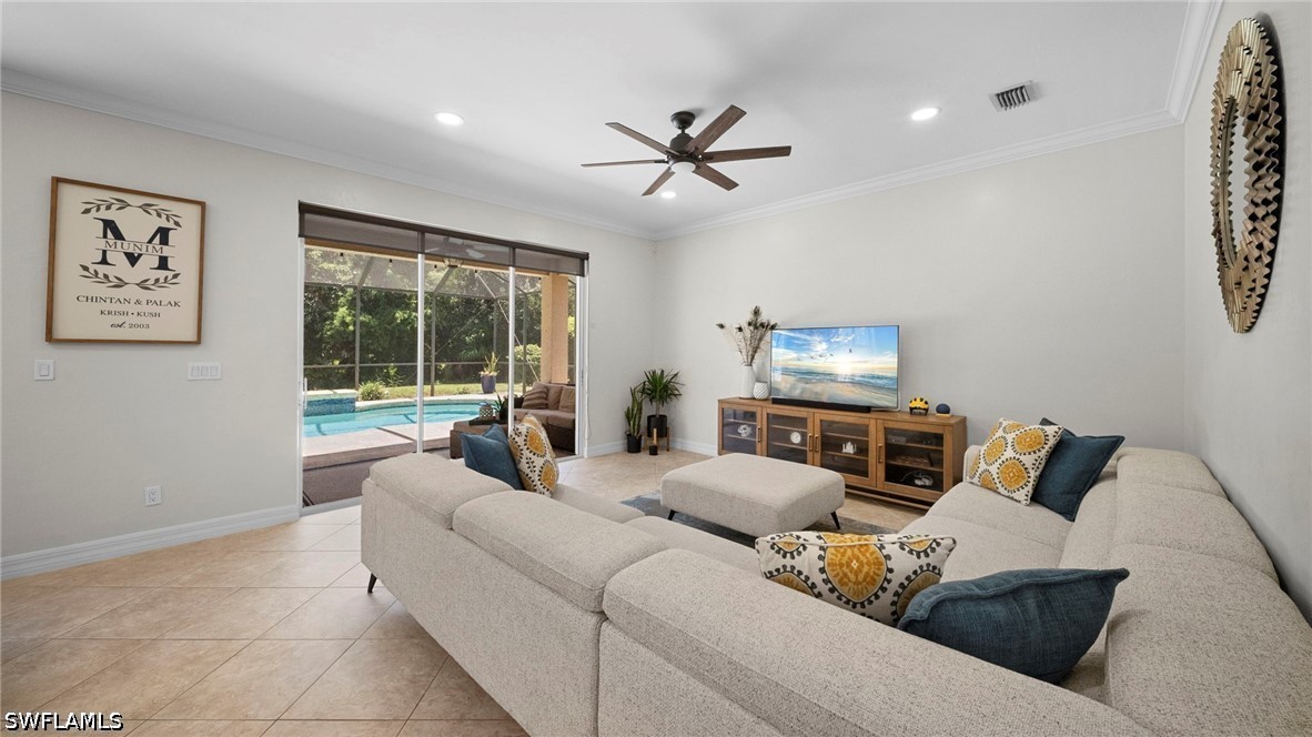 4 Bed Pool Home for Sale in Saturnia Lakes, photo 5