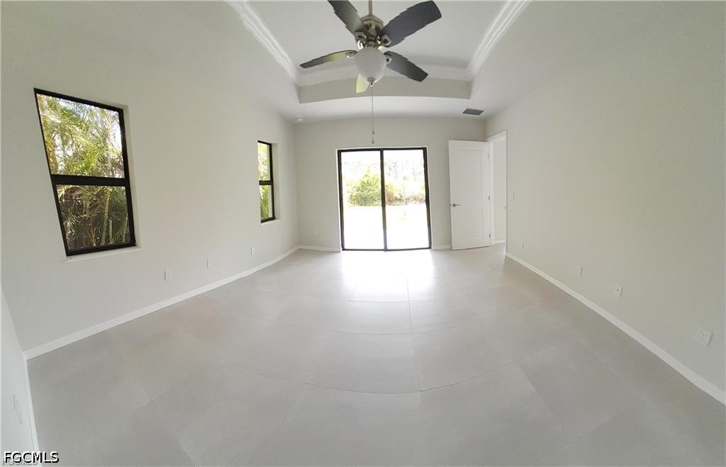 3 Bed SingleFamilyResidence for Sale in Cape Coral, photo 5