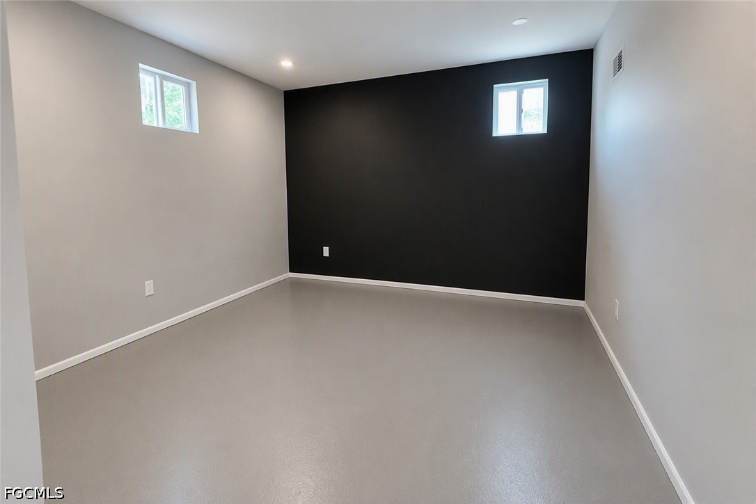 Office for Sale in Fort Myers, photo 5