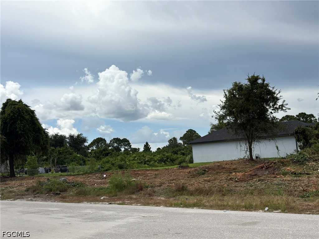 Residential for Sale in Lehigh Acres, photo 5