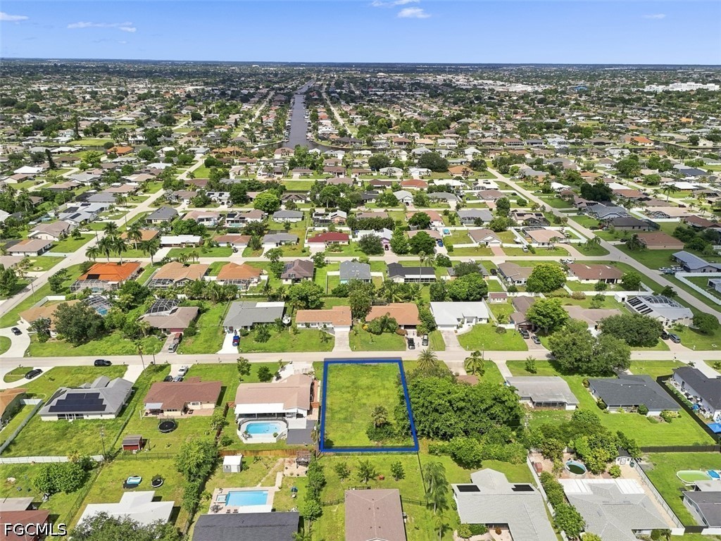 Residential for Sale in Cape Coral, photo 5