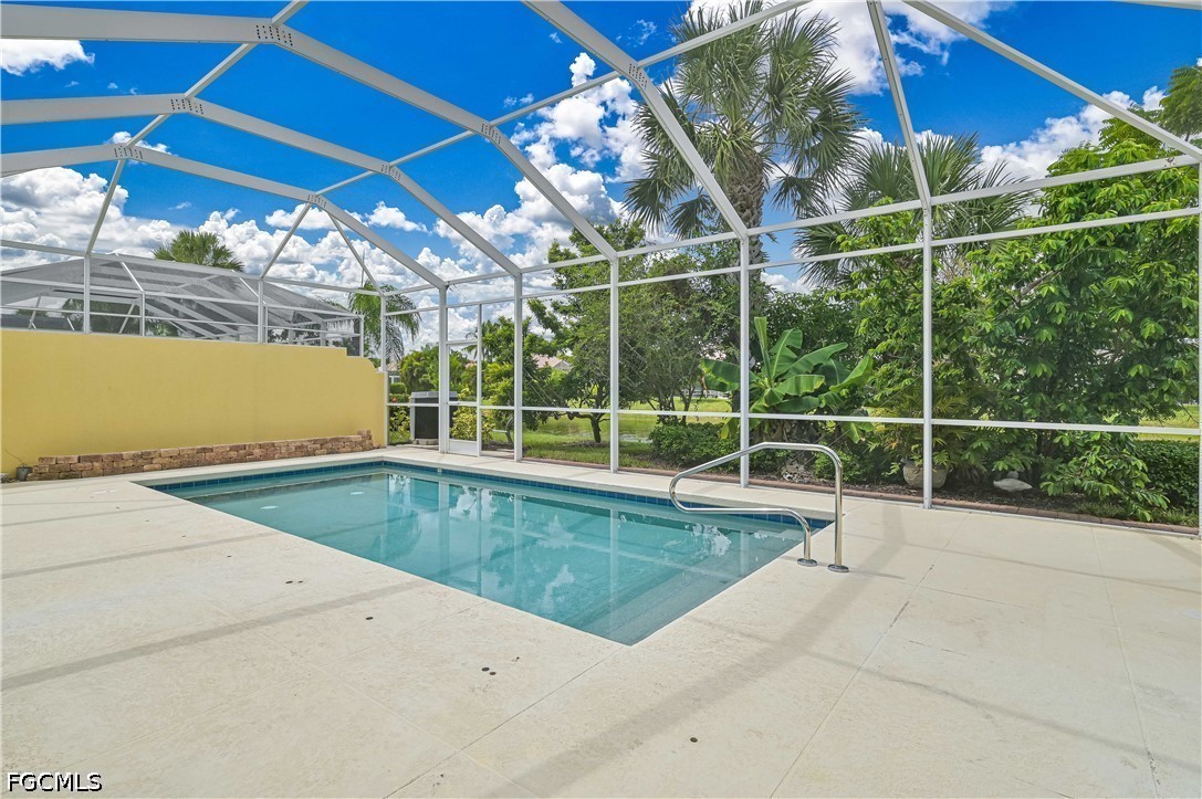 3 Bed Pool Home for Sale in Verona Walk, photo 5