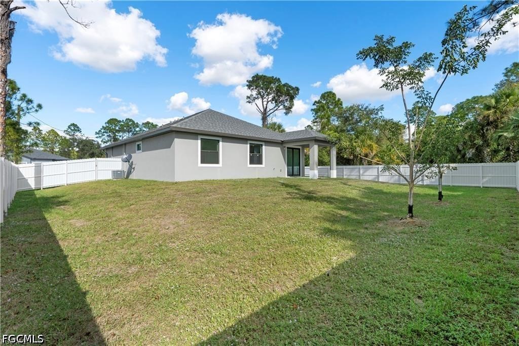 3 Bed SingleFamilyResidence for Sale in Port Labelle, photo 5