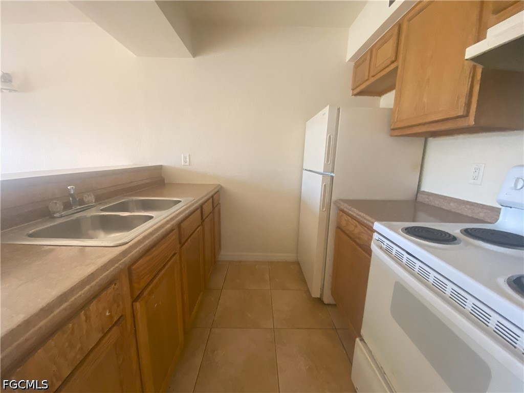 1 Bed Condominium for Sale in Fort Myers, photo 5