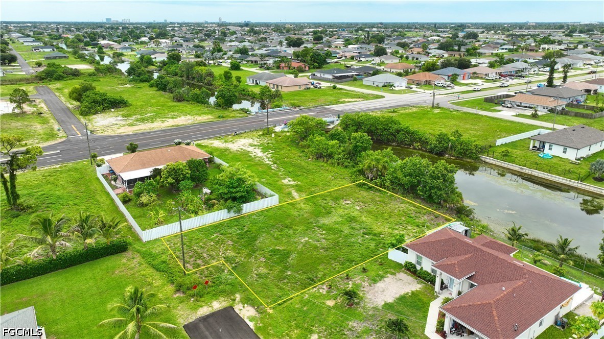 Waterfront Home for Sale in Cape Coral, photo 5