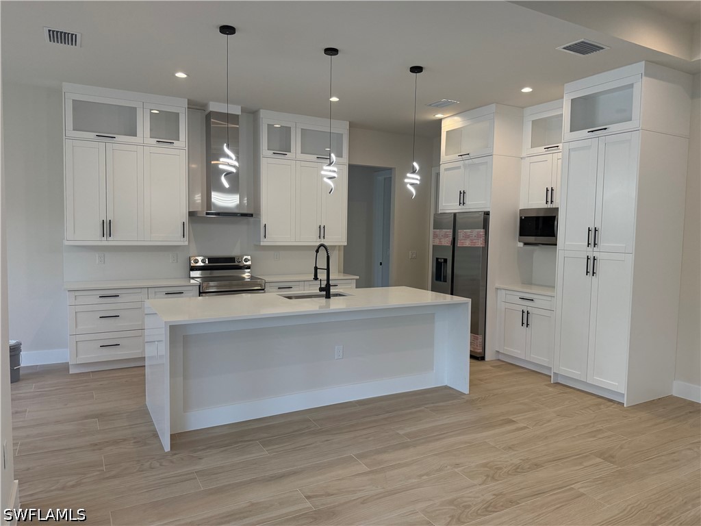 3 Bed SingleFamilyResidence for Sale in Naples, photo 5