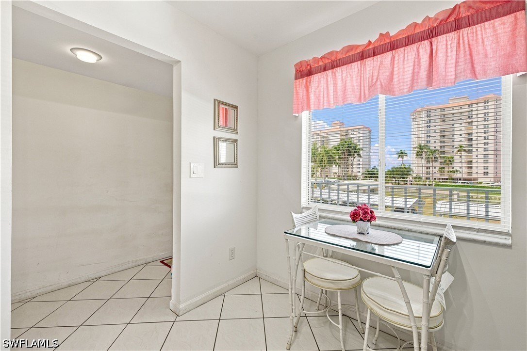 2 Bed Waterfront Home for Sale in Naples, photo 5