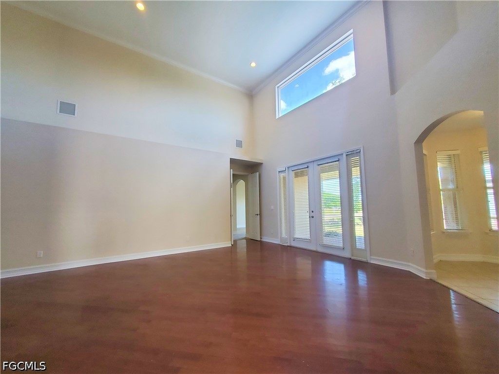 4 Bed SingleFamilyResidence for Sale in Cape Coral, photo 5