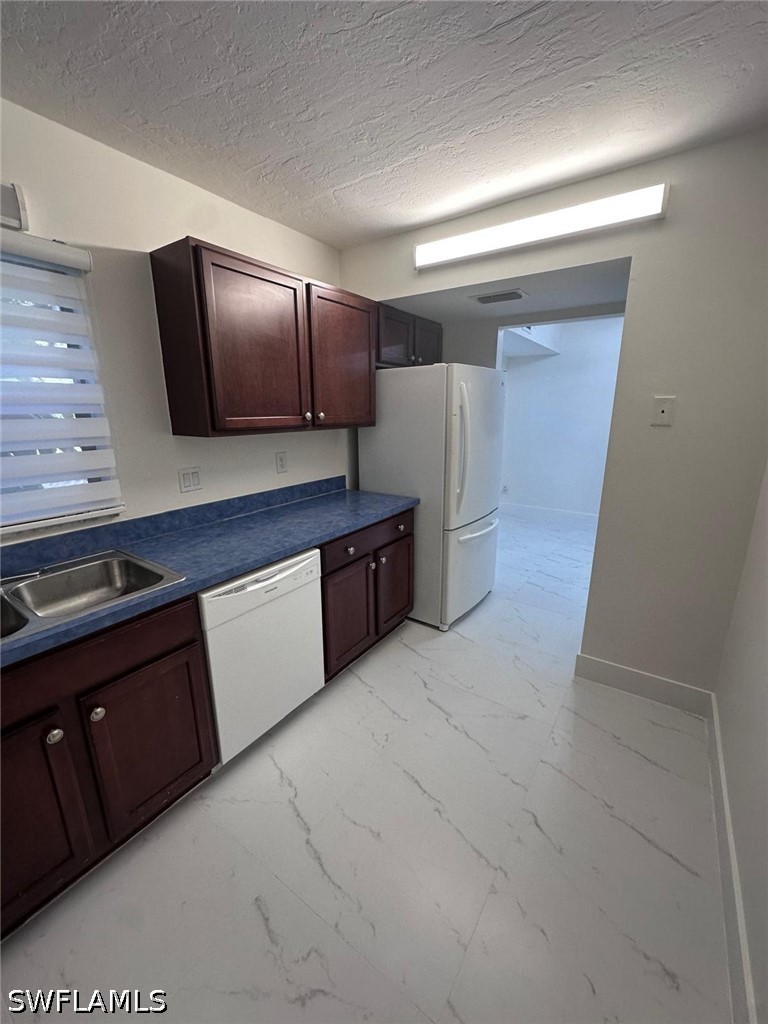 2 Bed Condominium for Sale in Marwood, photo 5