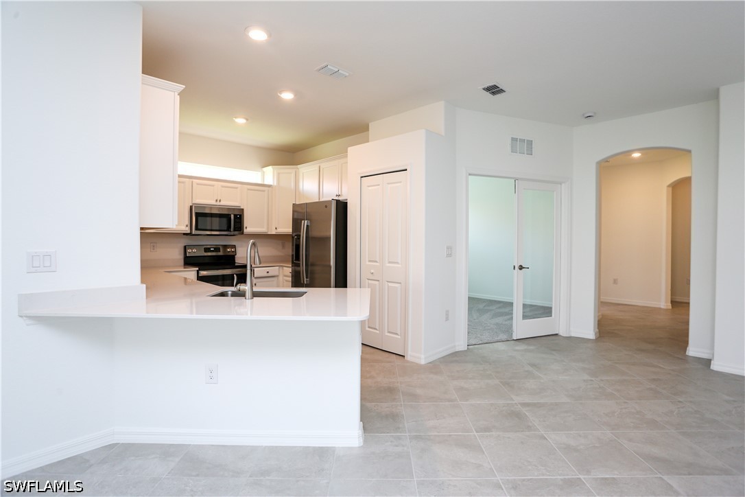 2 Bed Waterfront Home for Sale in Naples, photo 5