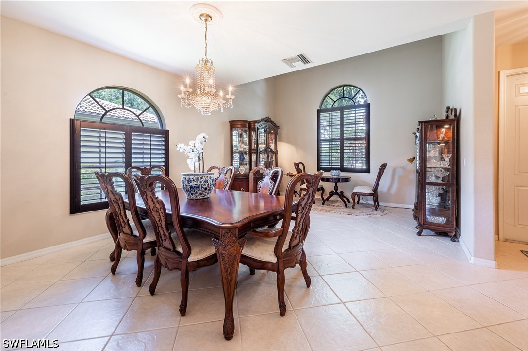 5 Bed SingleFamilyResidence for Sale in Naples, photo 5