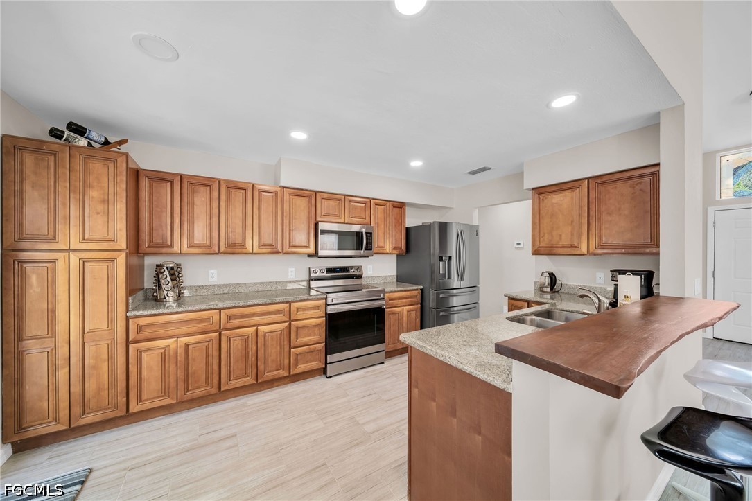 3 Bed SingleFamilyResidence for Sale in The Meadow, photo 5