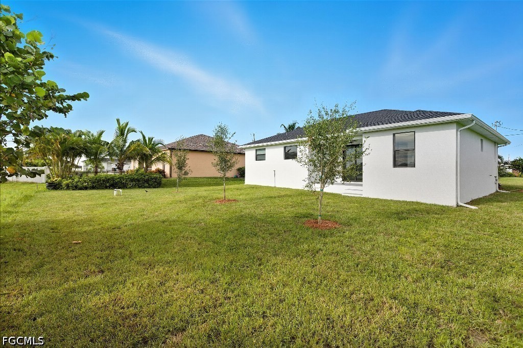 3 Bed SingleFamilyResidence for Sale in Cape Coral, photo 5