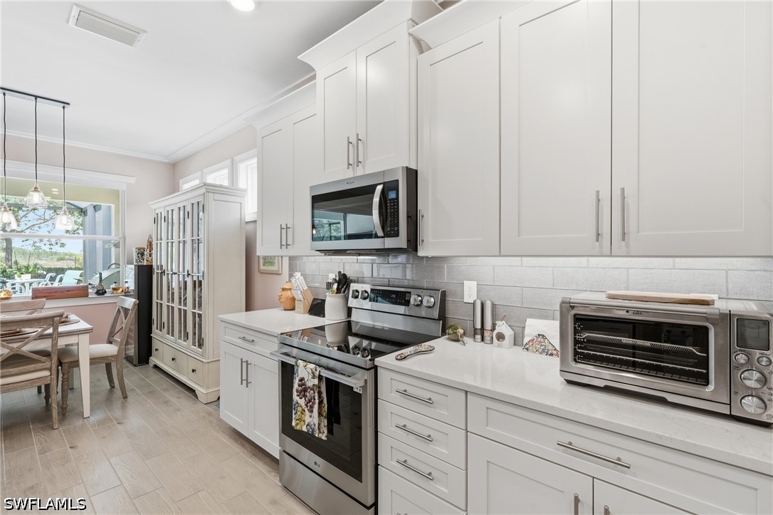3 Bed Pool Home for Sale in Seasons At Bonita, photo 5